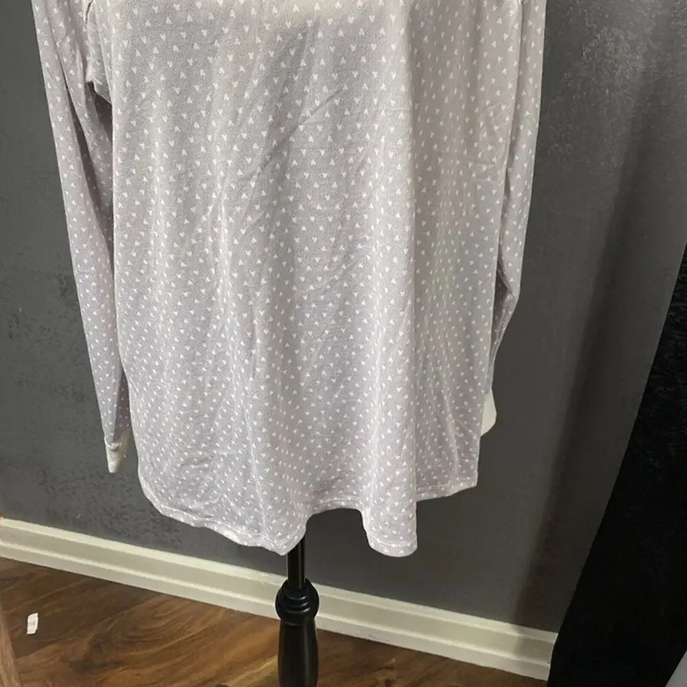 Cuddl Duds Apres Ski Pajama top. gray and white. sizd large. Top Only